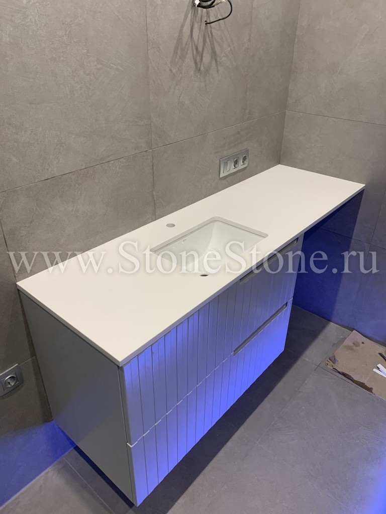 ���������� �� ������ Caesarstone Snow